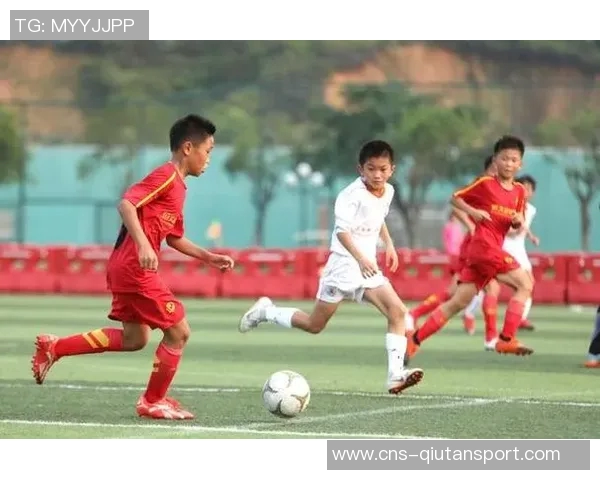 青少年足球运动员注册流程与注意事项全面解析助力年轻球员成长