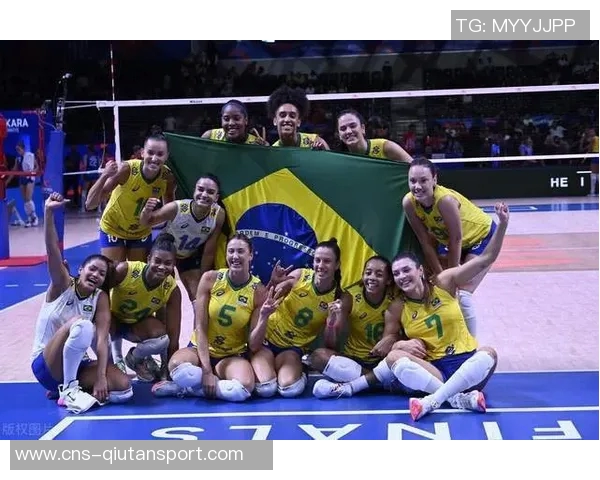 2003女排世界杯经典对决中国队逆袭巴西队展现女排精神与团队力量